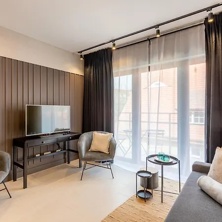 Ambria Kormoran Apartment *